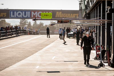 8-February-2014;Australia;Bathurst;Bathurst-12-Hour;NSW;New-South-Wales;atmosphere;auto;endurance;mechanic;motorsport;pitlane;racing;telephoto