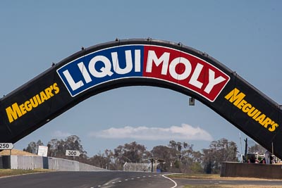 8-February-2014;Australia;Bathurst;Bathurst-12-Hour;NSW;New-South-Wales;atmosphere;auto;endurance;landscape;motorsport;racing;sky;super-telephoto