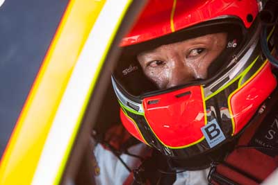 8-February-2014;Australia;Bathurst;Bathurst-12-Hour;Clearwater-Racing;Hiroshi-Hamaguchi;NSW;New-South-Wales;atmosphere;auto;endurance;motorsport;pitlane;portrait;racing;telephoto