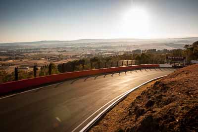 9-February-2014;Australia;Bathurst;Bathurst-12-Hour;NSW;New-South-Wales;atmosphere;auto;endurance;landscape;motorsport;racing;sky;sun;wide-angle