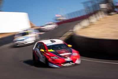 22;22;9-February-2014;Australia;Bathurst;Bathurst-12-Hour;GT-RadialRadio-Hauraki;Lewis-Scott;NSW;New-South-Wales;Richard-Billington;Seat-Leon-Supercopa;Stuart-Owers;auto;endurance;motion-blur;motorsport;racing;telephoto