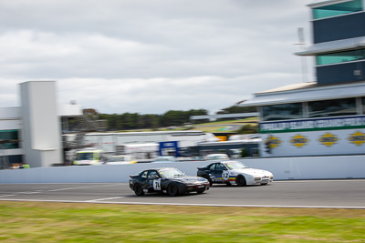 12;74;12;25-November-2018;74;Australia;Catspeed-Engineering;Island-Magic;Marius-Catrina;Mark-Taubitz;Phillip-Island;Porsche-944;Victoria;auto;motorsport;racing;telephoto