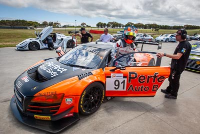 91;25-November-2018;91;Audi-R8-Ultra-LMS;Australia;GT-Class;Island-Magic;Phillip-Island;Sports-Cars;Victoria;Vince-Muriti;atmosphere;auto;motorsport;paddock;racing;wide-angle