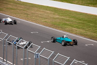 6;73;24-November-2019;6;73;Australia;Bee‒Cee;Formula-Vee;Island-Magic;Open-Wheeler;Philip-Gardner;Phillip-Island;Sabre-02;Shane-Purvis;VIC;Victoria;auto;motorsport;racing;telephoto